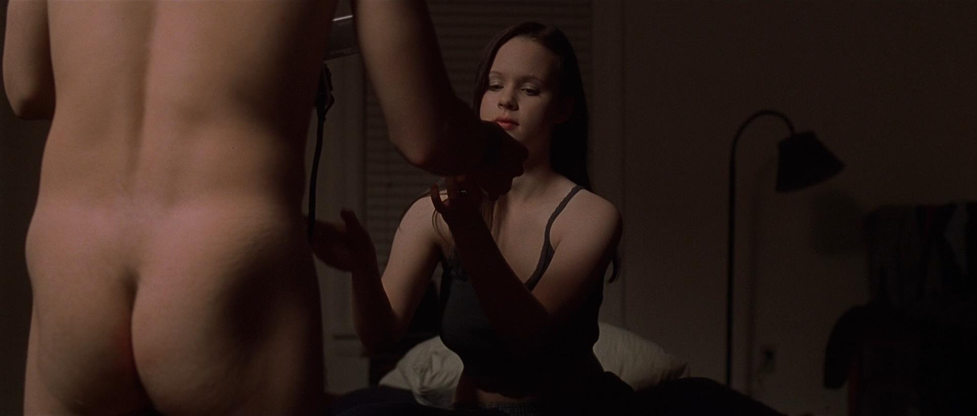Thora birch sexy - 🧡 Busty Celebrity Thora Birch Sexy Posing Pictures Nude Ma...