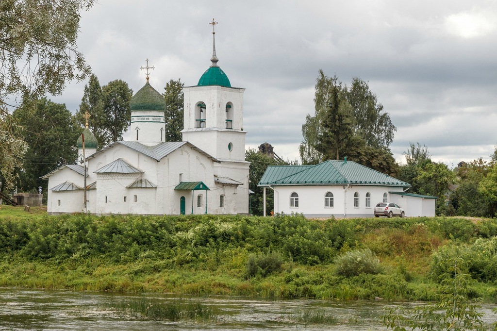 Порно Город Остров Псковской Обл