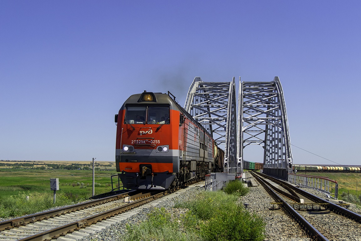 2тэ25км на перегоне Трубецкая Сальск