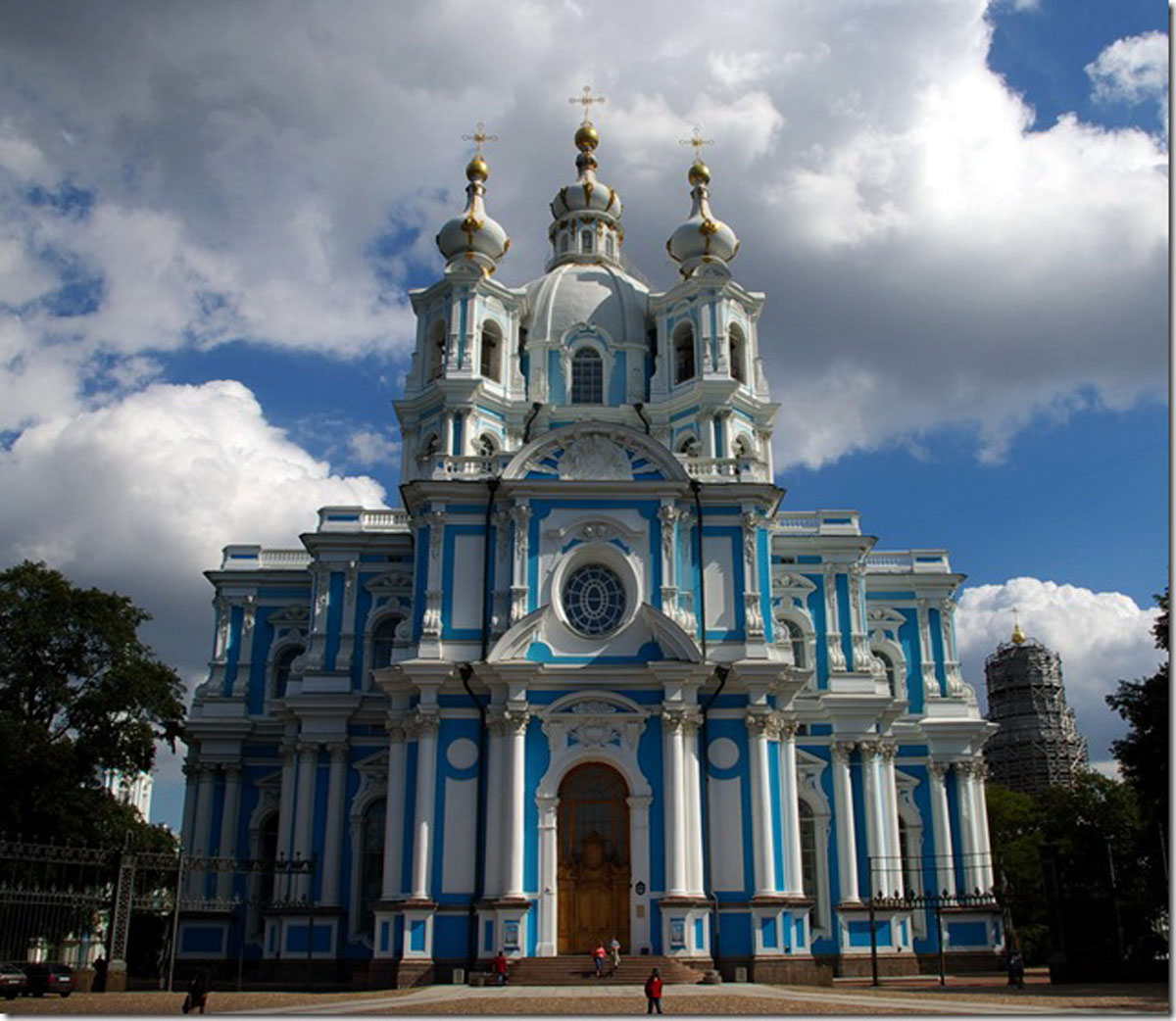 Достопримечательности Санкт-Петербурга Смольный собор